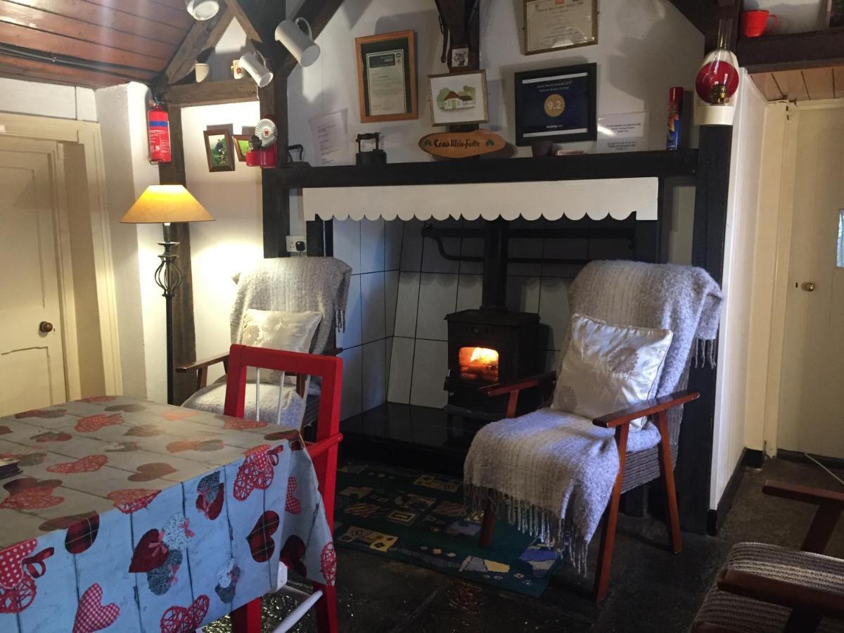 Cummins Cottages Ballycrossaun 外观 照片